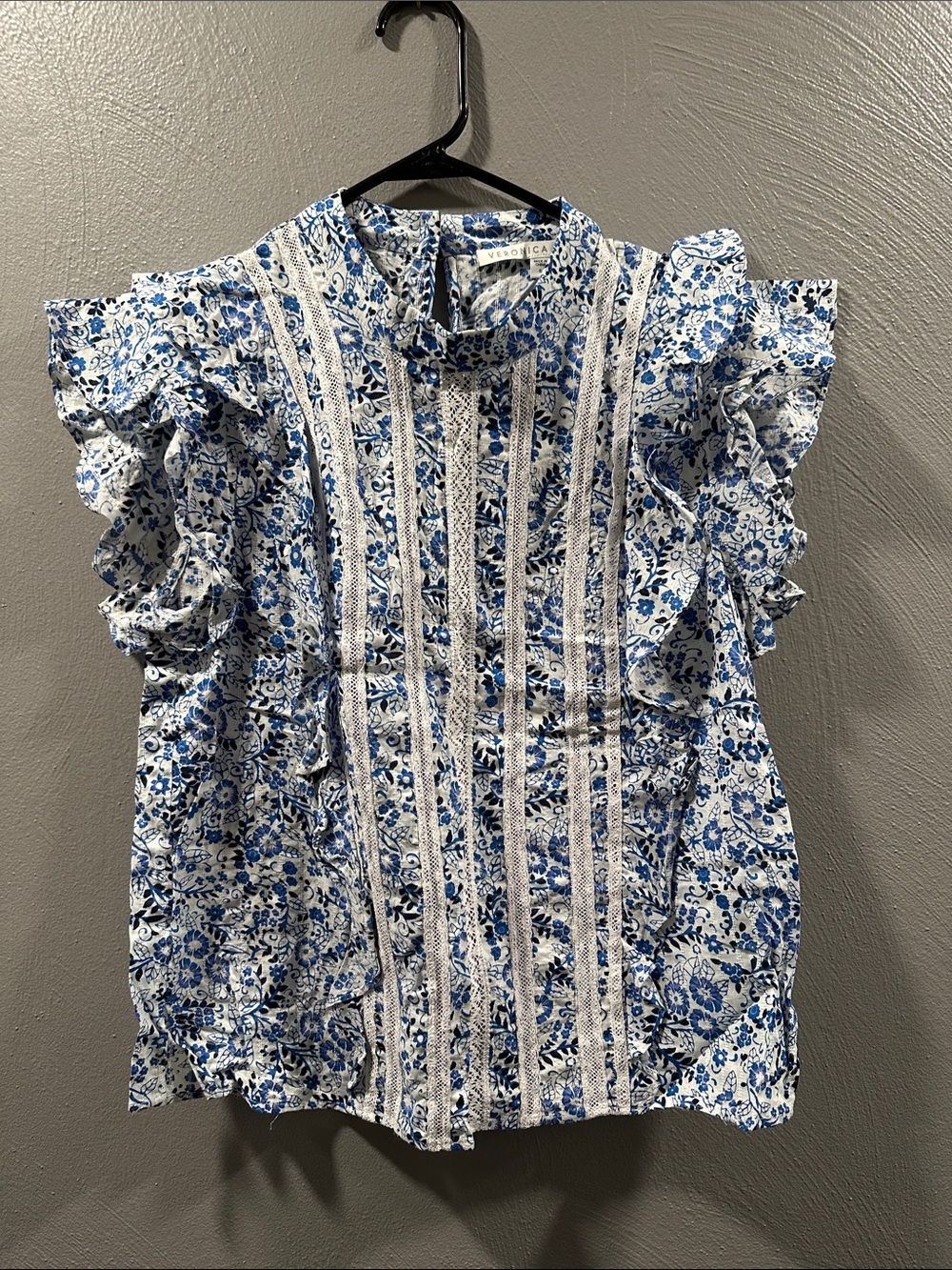 Veronica Beard White and Blue Floral Lace-Trim Ruffle Blouse
